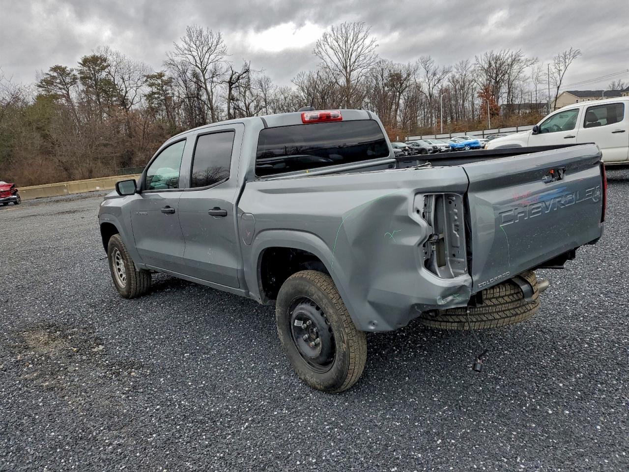 Chevrolet Colorado Image 2