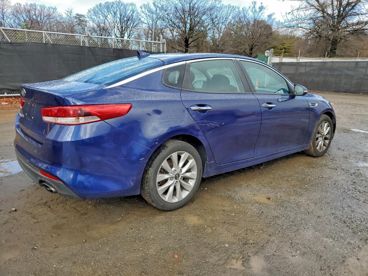 Kia Optima Lx Image 7