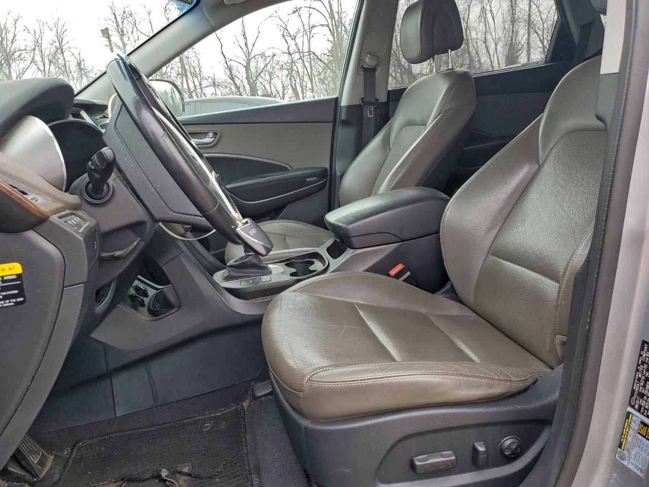 Hyundai SANTA FE Se Image 12