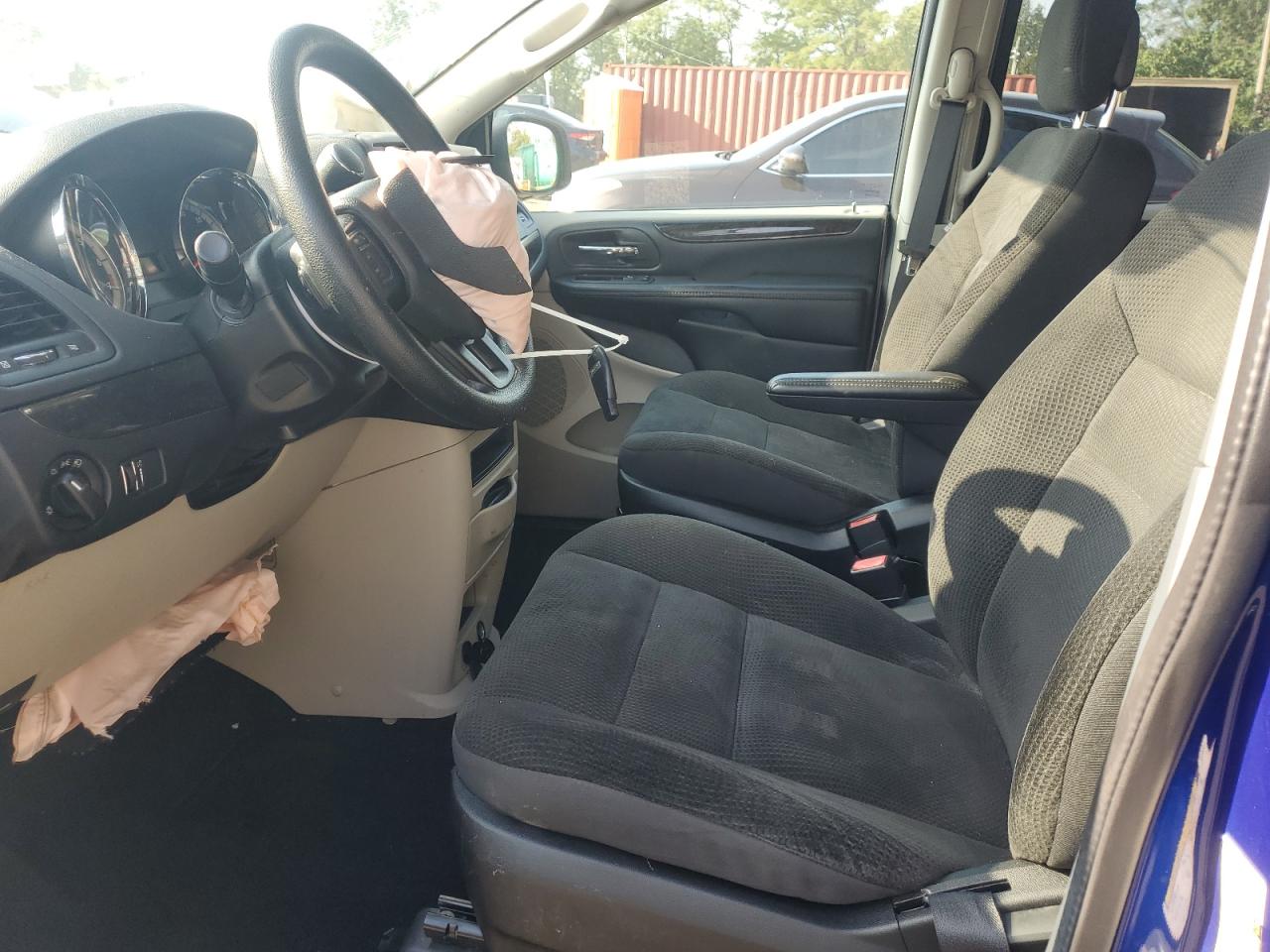 Dodge Caravan Se Image 6