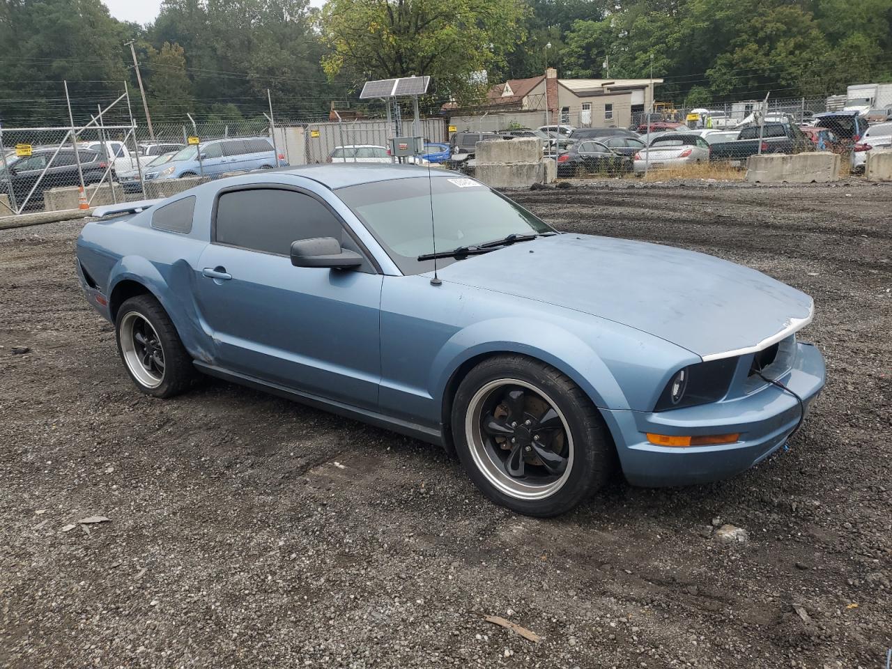 Ford Mustang Image 7
