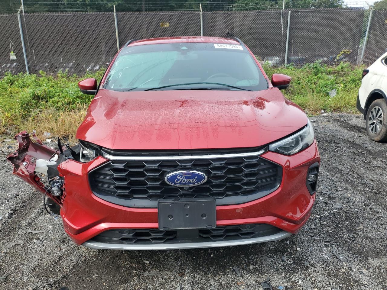 Ford Escape St Line Elite Image 11