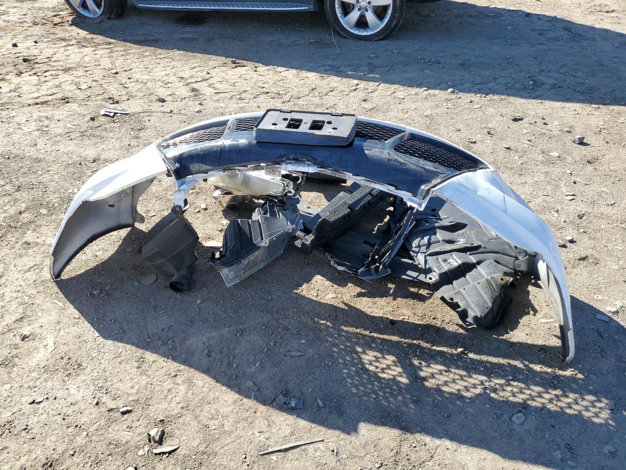 Toyota Camry Le Image 12