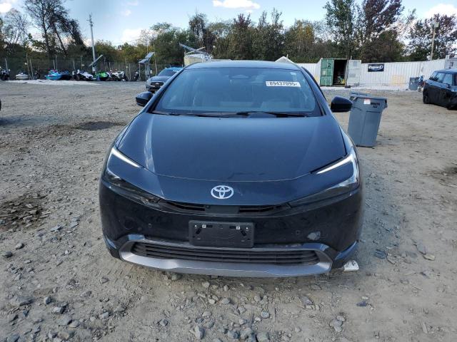 Toyota Prius Le Image 7