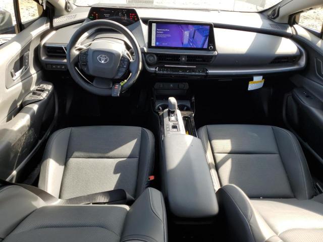 Toyota Prius Le Image 12