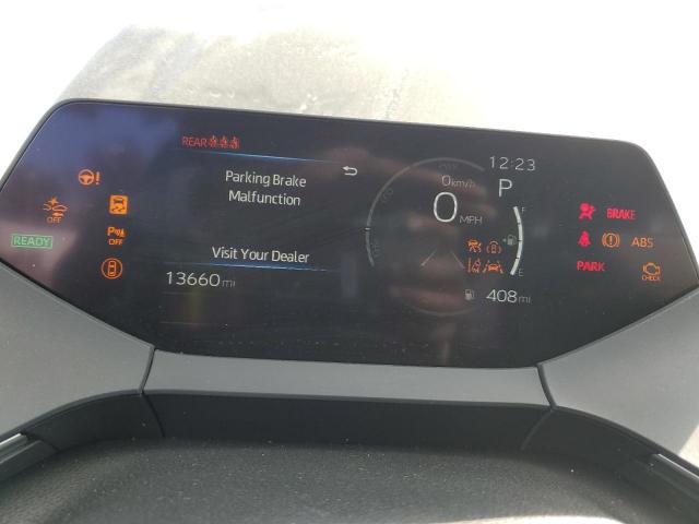 Toyota Prius Le Image 4