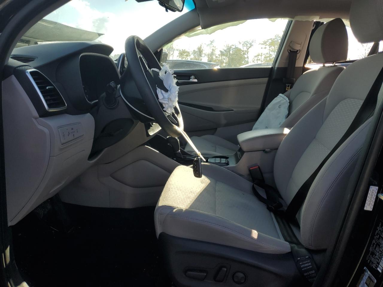 Hyundai TUCSON Limited Image 6