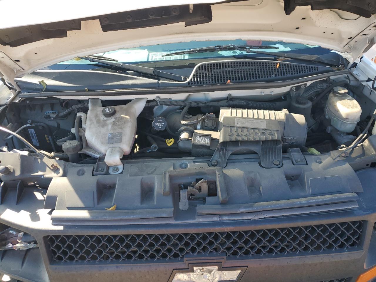 Chevrolet Express Image 13