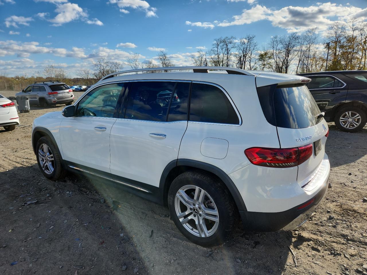 Mercedes-Benz GLB 250 4matic Image 2