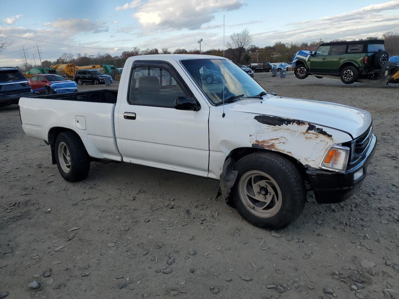 Toyota Pickup 1/2 Ton Short Wheelbase Dlx Image 12