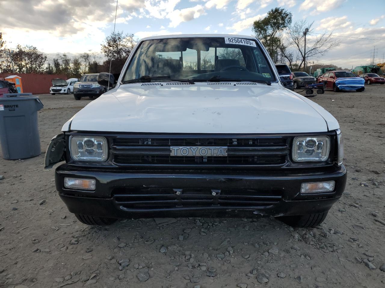 Toyota Pickup 1/2 Ton Short Wheelbase Dlx Image 11