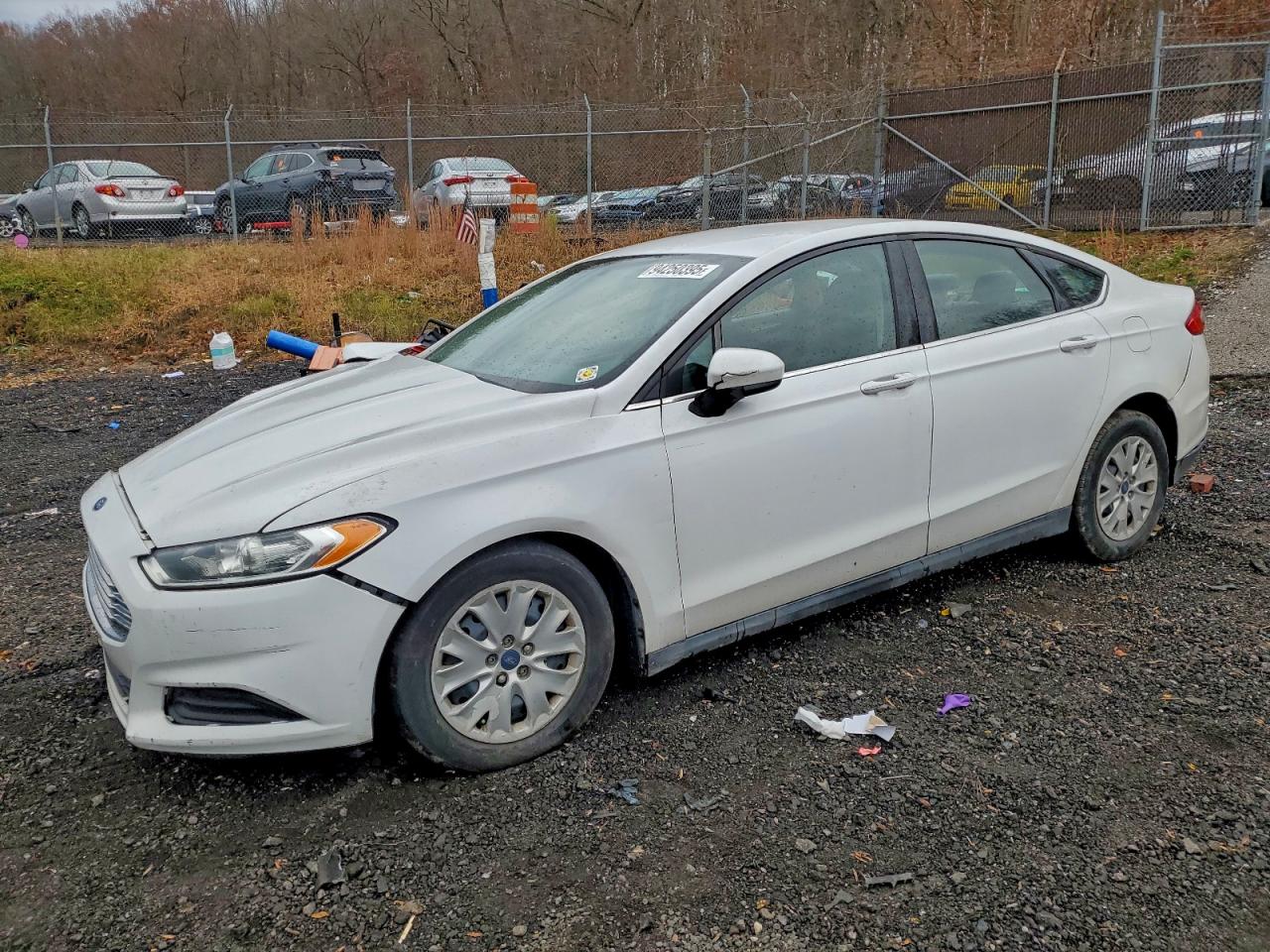 Ford Fusion S Image 1