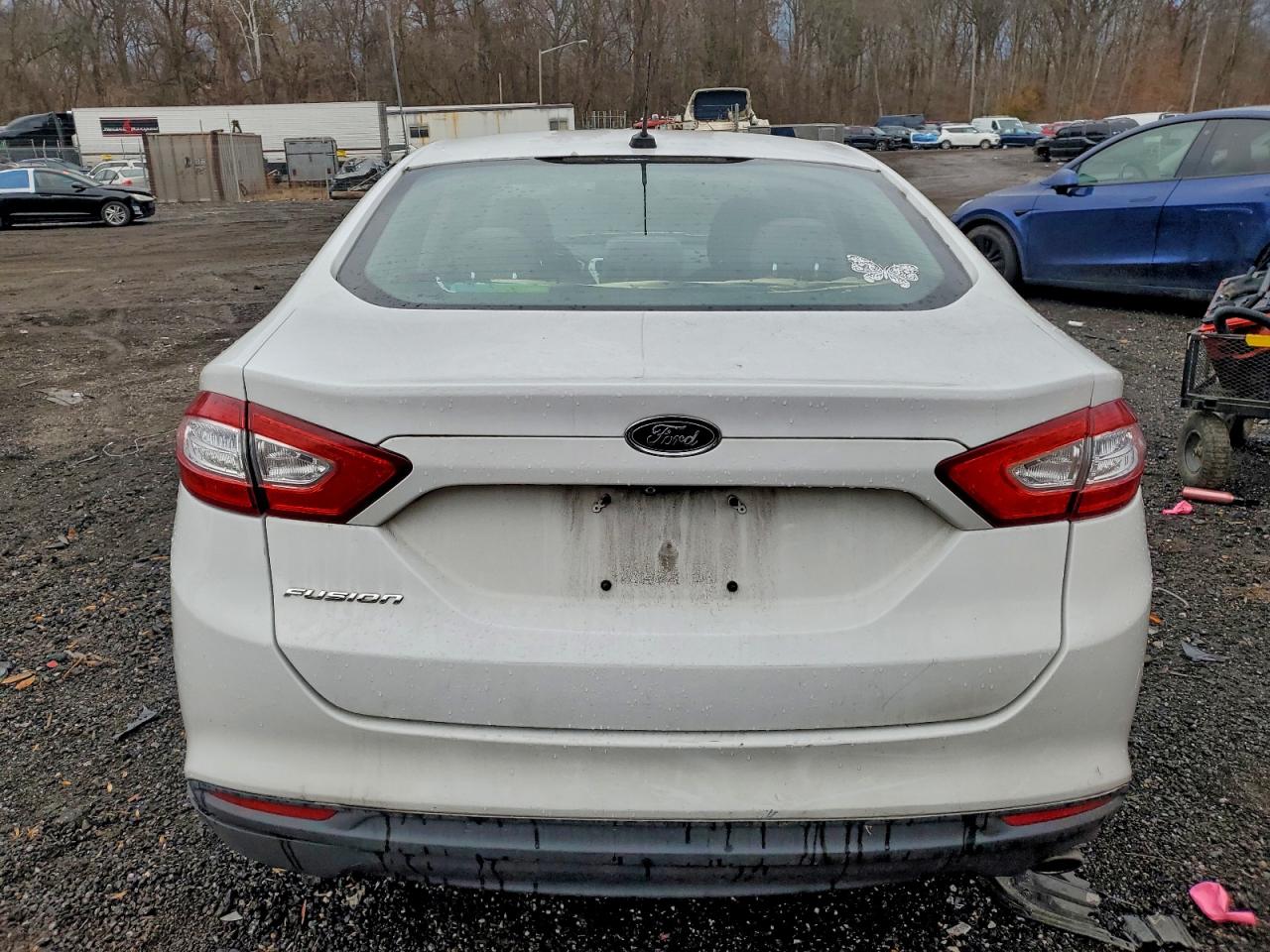 Ford Fusion S Image 7