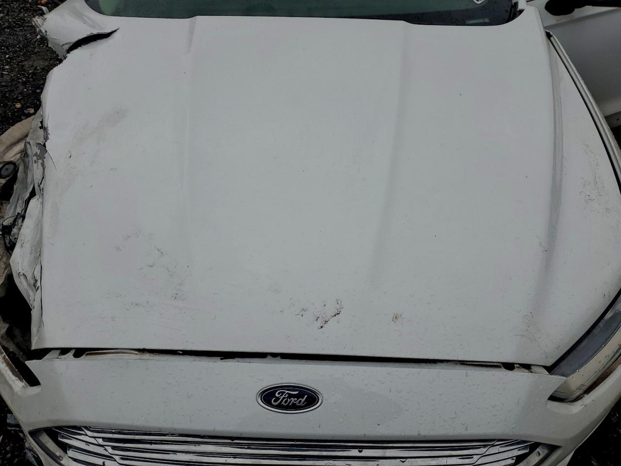 Ford Fusion S Image 5