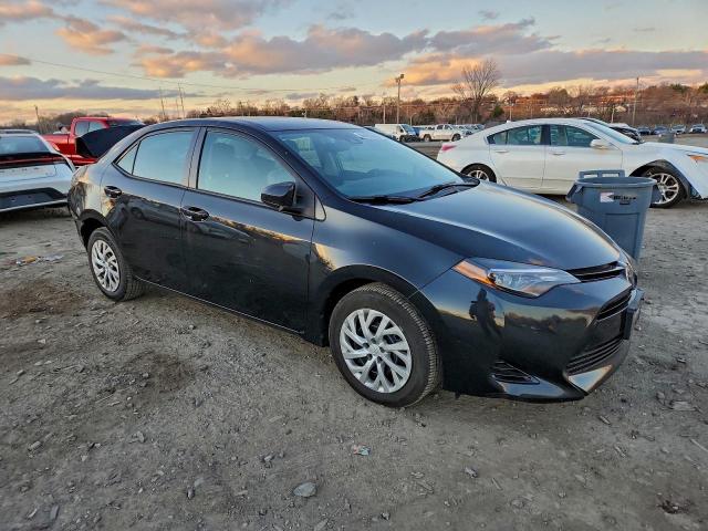 Toyota Corolla L Image 5