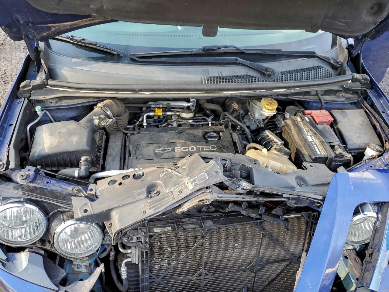 Chevrolet Sonic Lt Image 8