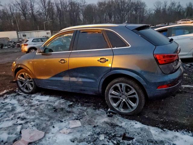 Audi Q3 Premium Plus Image 2