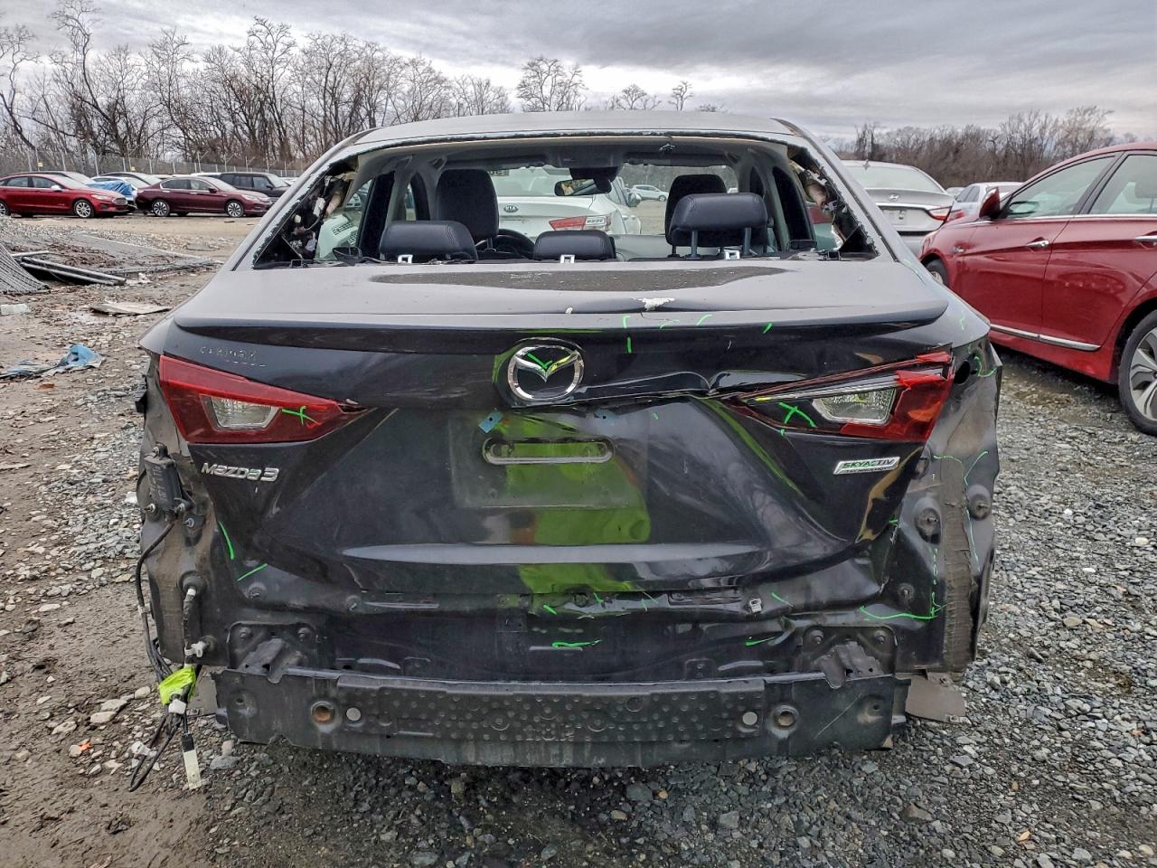 Mazda 3 Touring Image 12