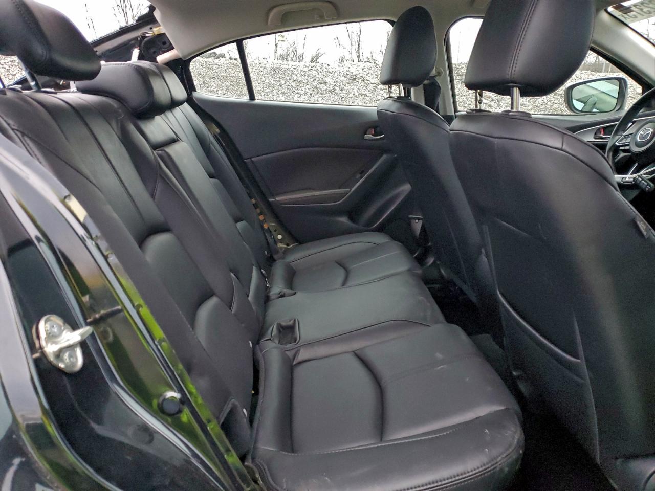 Mazda 3 Touring Image 3