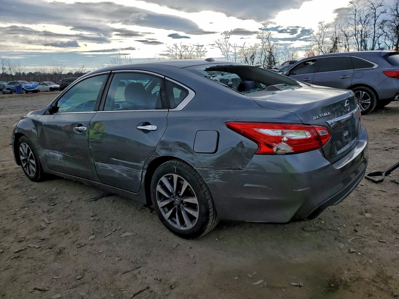 Nissan Altima 2.5 Image 12