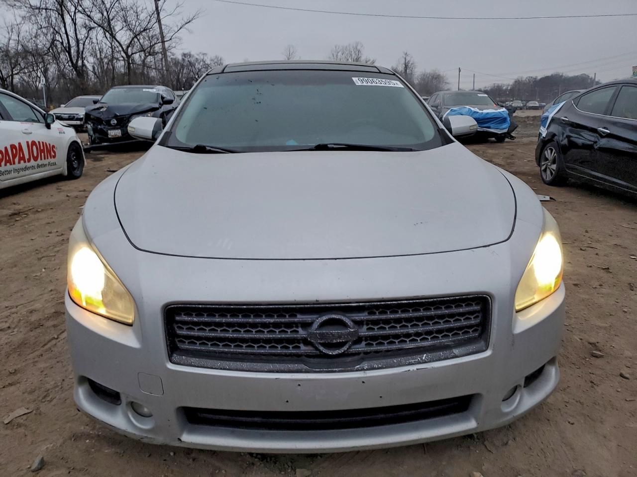 Nissan Maxima S Image 11