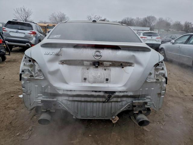Nissan Maxima S Image 5