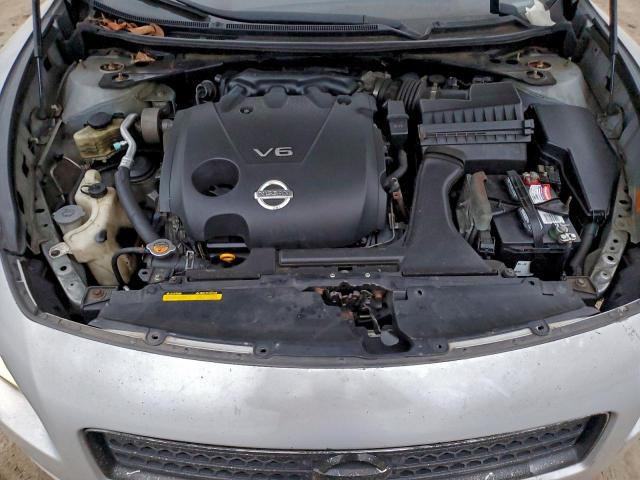 Nissan Maxima S Image 12