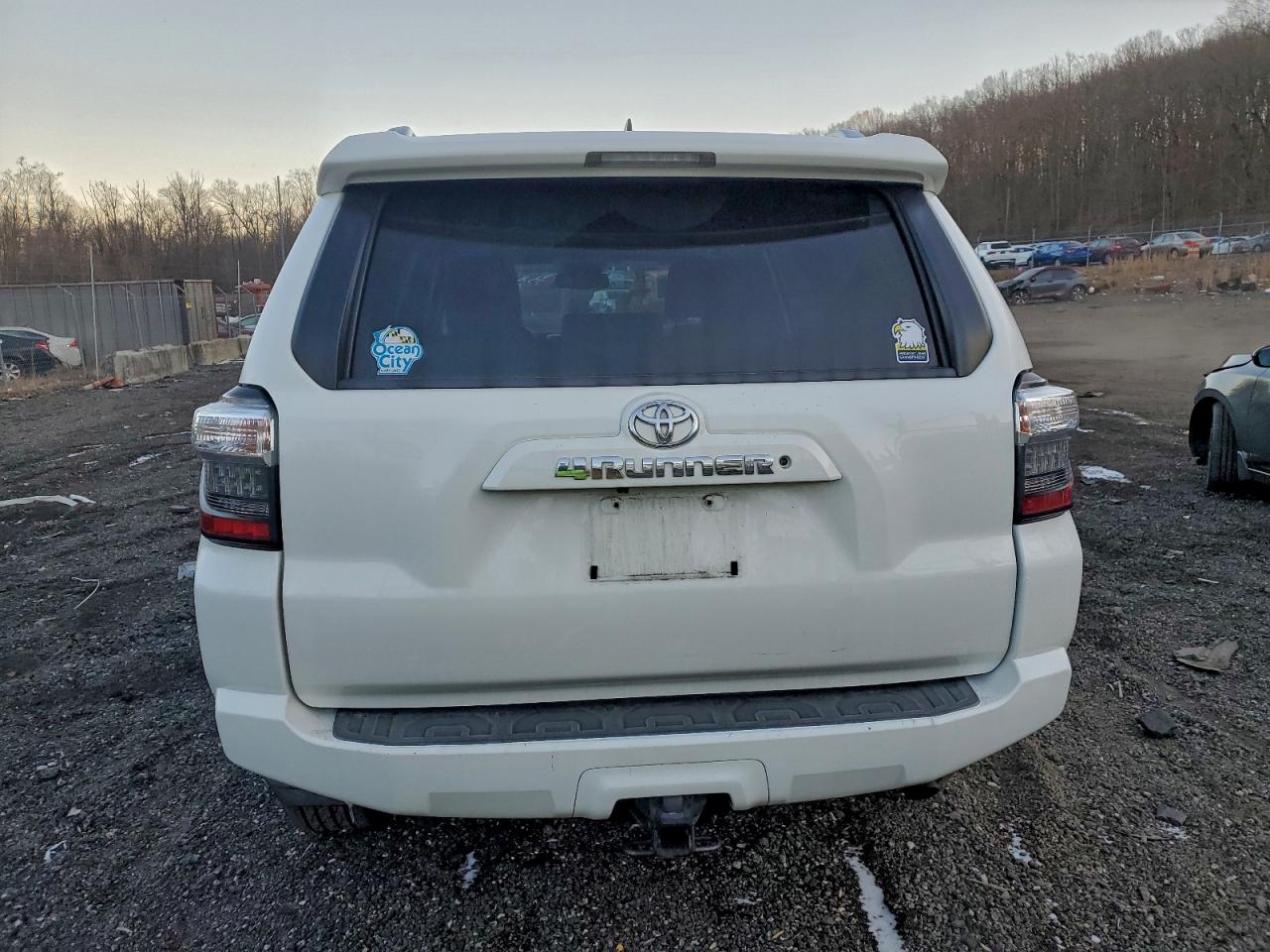 Toyota 4Runner Sr5/sr5 Premium Image 3