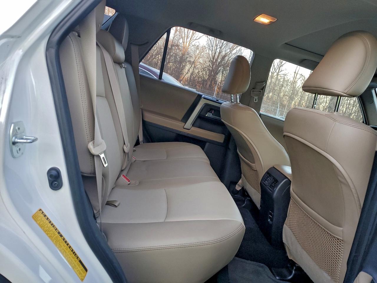 Toyota 4Runner Sr5/sr5 Premium Image 10