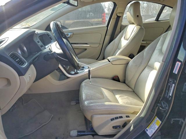 Volvo S60 T5 Image 6