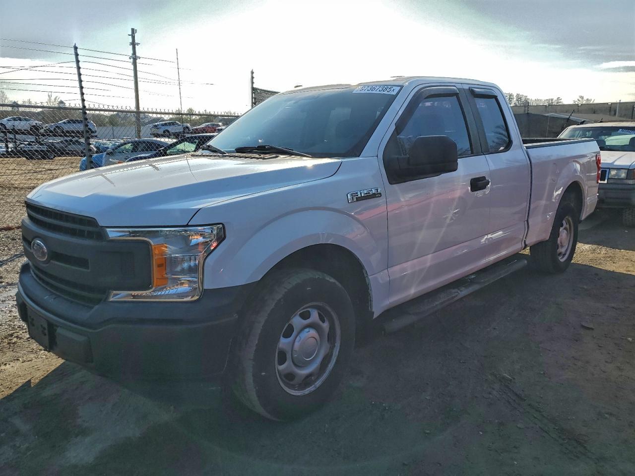 Ford F-150 Super Cab Image 1
