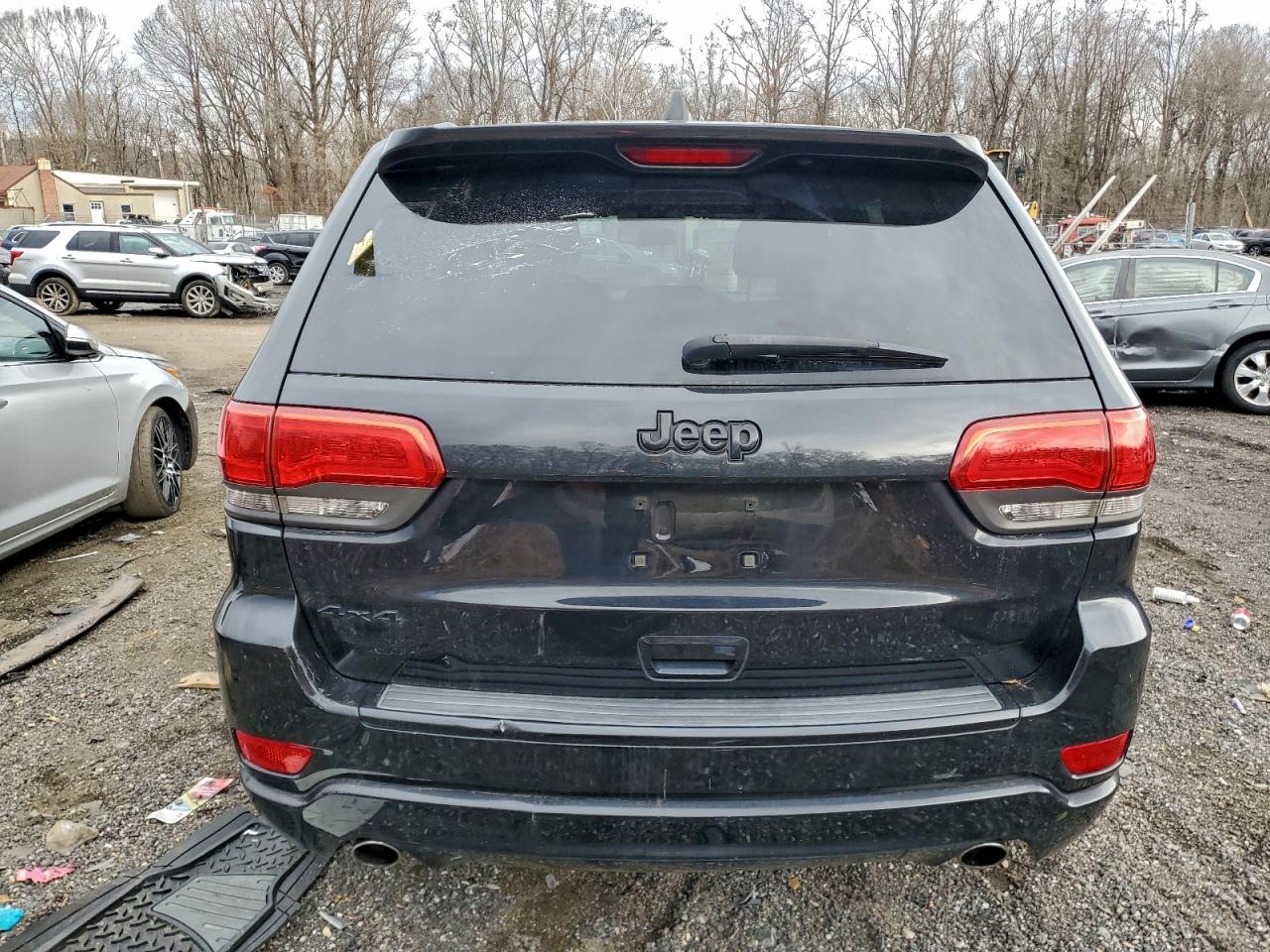 Jeep Grand Cherokee Laredo Image 6