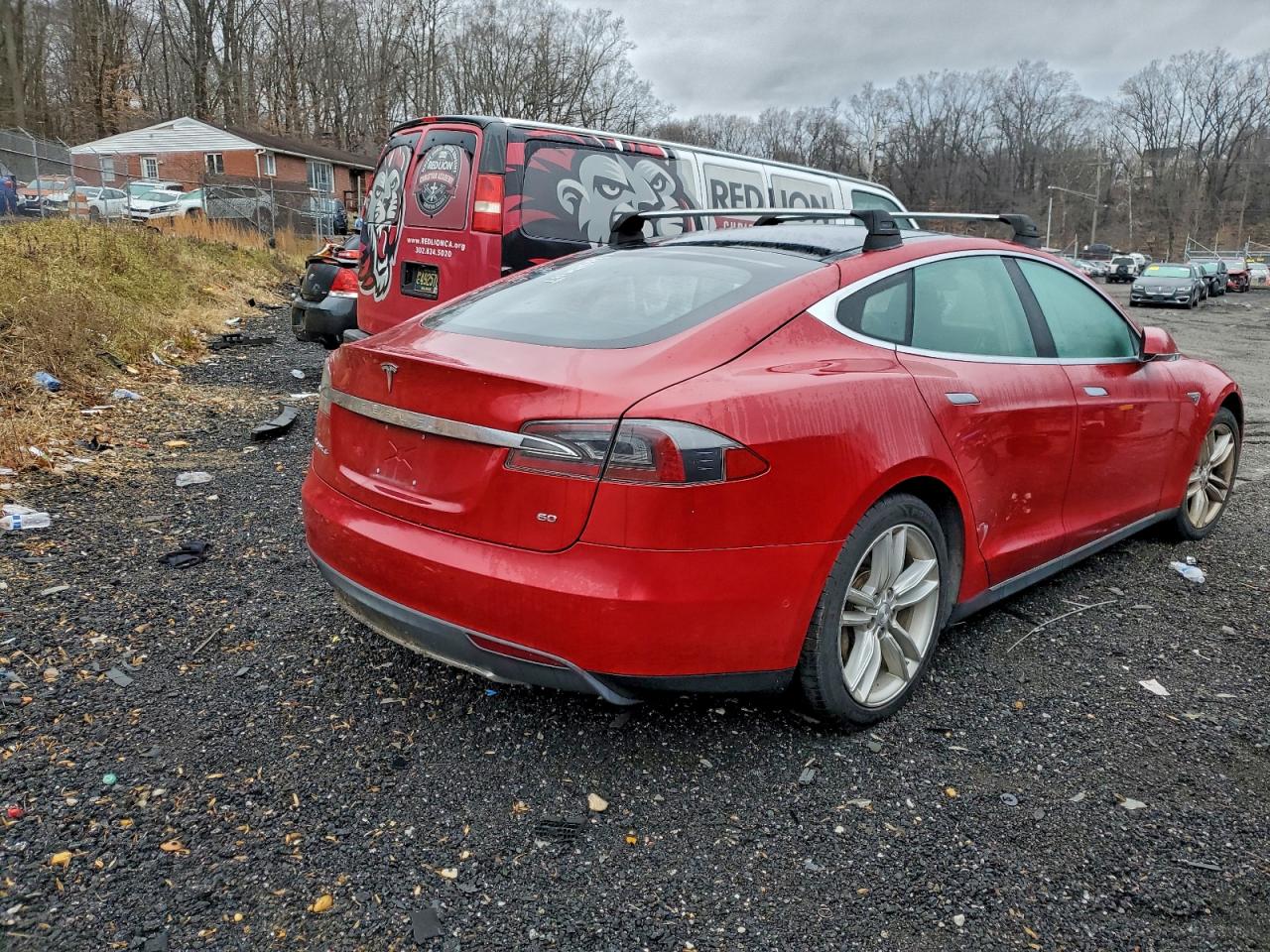 Tesla Model S Image 5