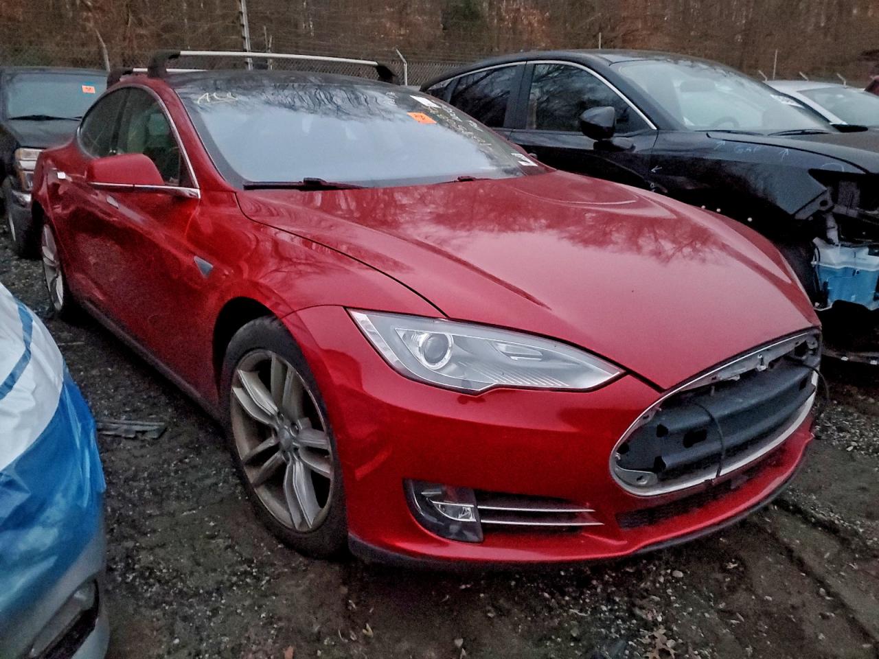 Tesla Model S Image 7