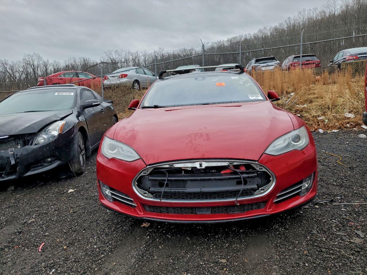 Tesla Model S Image 4