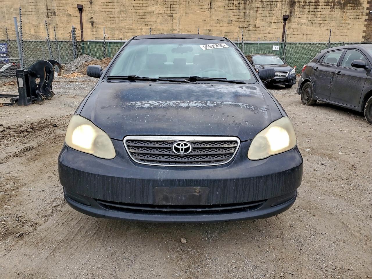 Toyota Corolla Ce Image 9