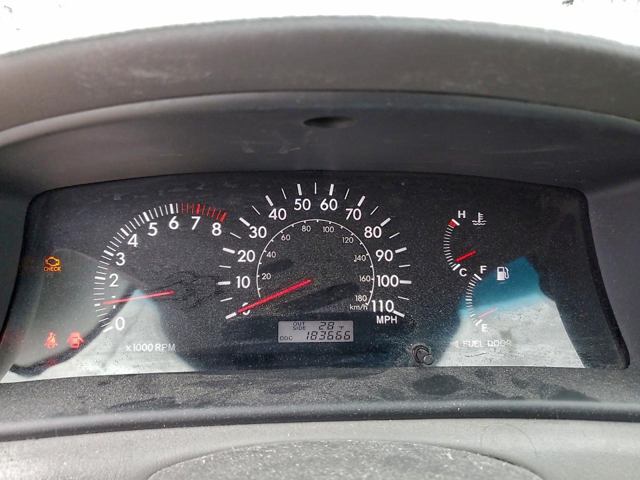 Toyota Corolla Ce Image 8