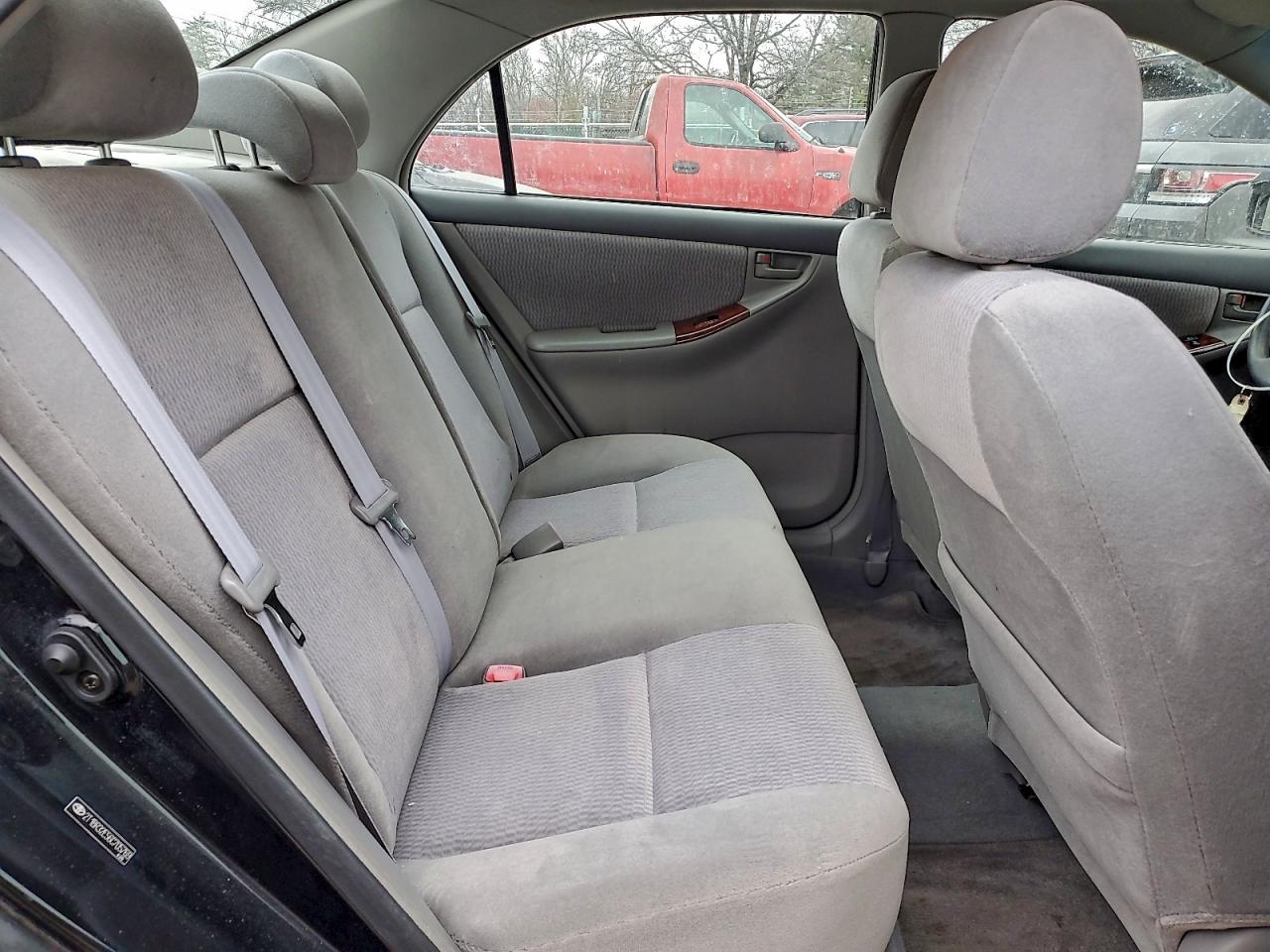 Toyota Corolla Ce Image 7