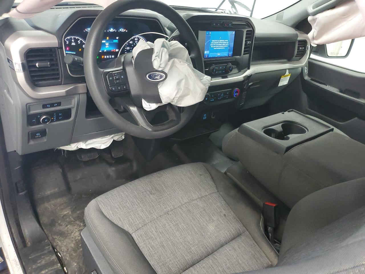 Ford F-150 Super Cab Image 3