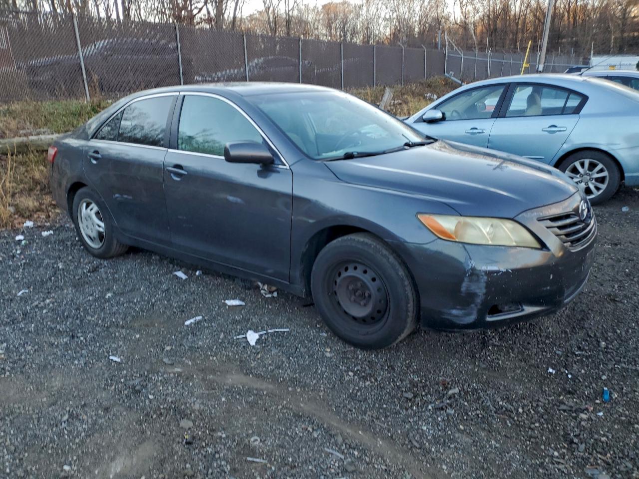 Toyota Camry Ce Image 9