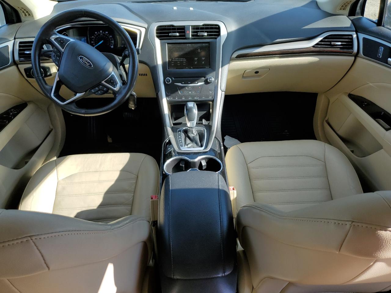 Ford Fusion Se Image 4