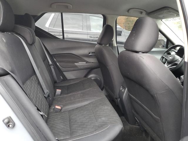 Nissan Kicks Sv Image 8