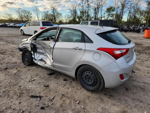 Hyundai ELANTRA Image 9