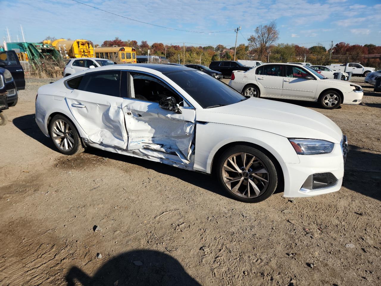 Audi A5 Premium 40 Image 2