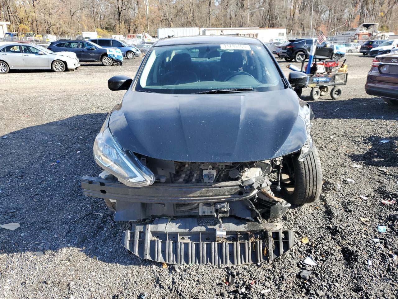 Nissan Sentra S Image 4