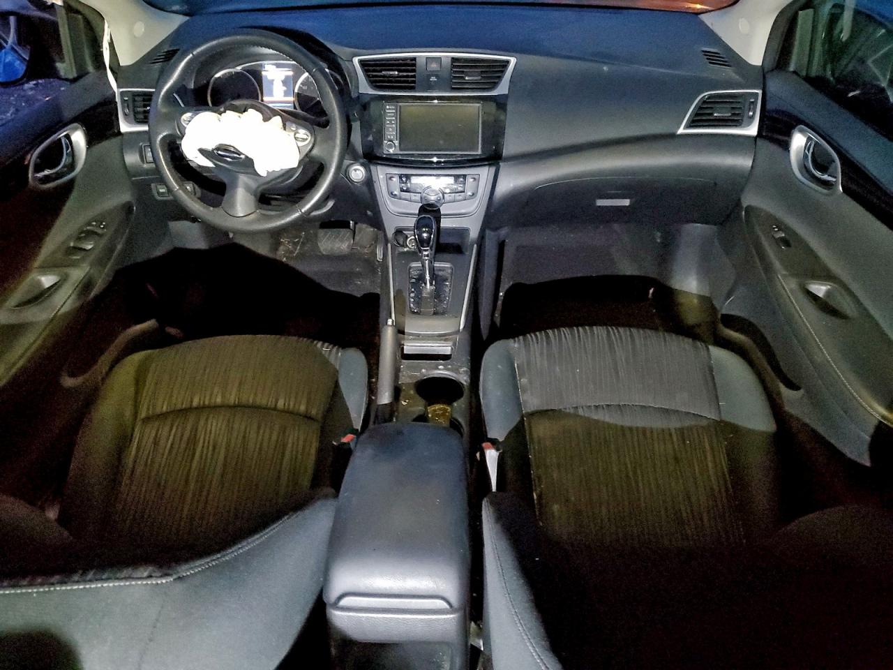 Nissan Sentra S Image 10