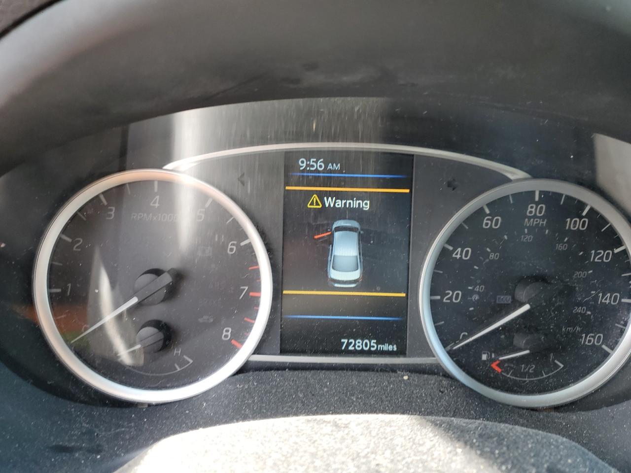 Nissan Sentra S Image 7