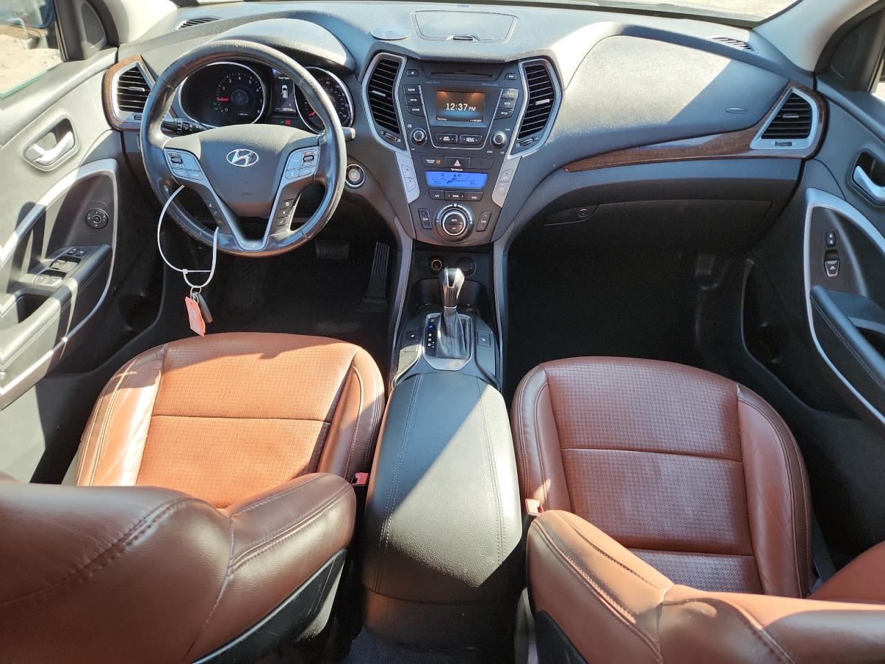 Hyundai SANTA FE Image 9