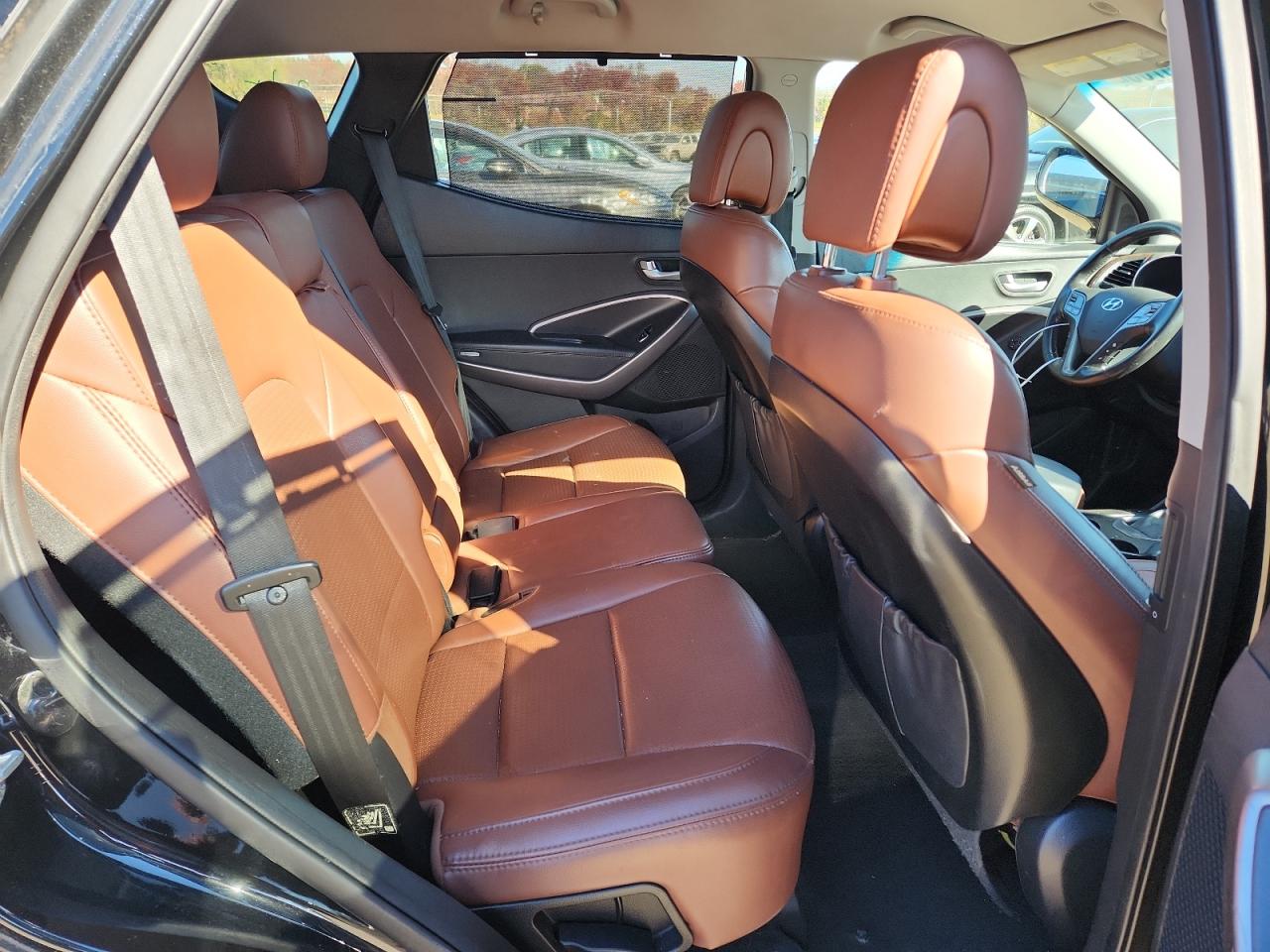 Hyundai SANTA FE Image 7