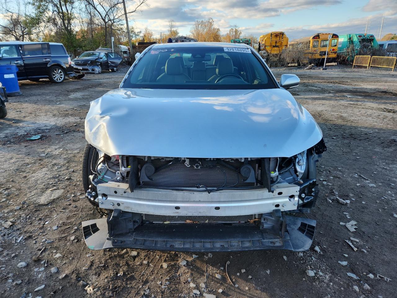 Toyota Avalon Xle Image 2